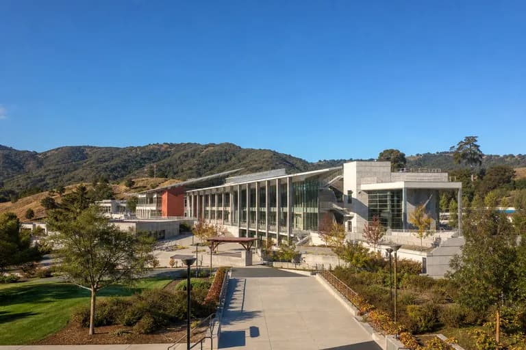 College of San Mateo campus