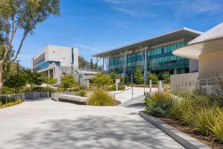MiraCosta College campus
